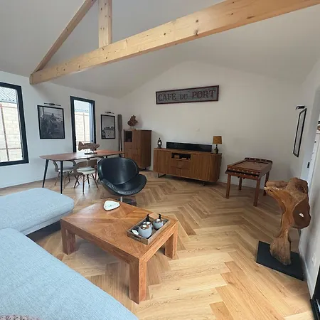 Cafe Du Port Appartement